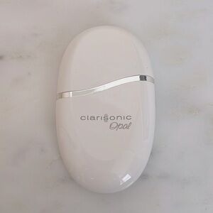 Clarisonic Opal with charger and carrying case